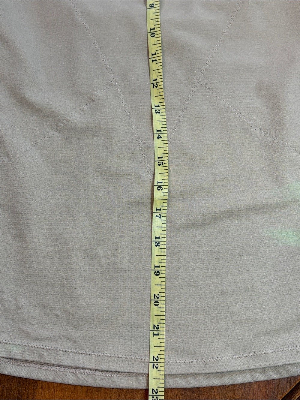 Flexees Neutral Beige Lightweight Shapewear, Med - Picture 7 of 8